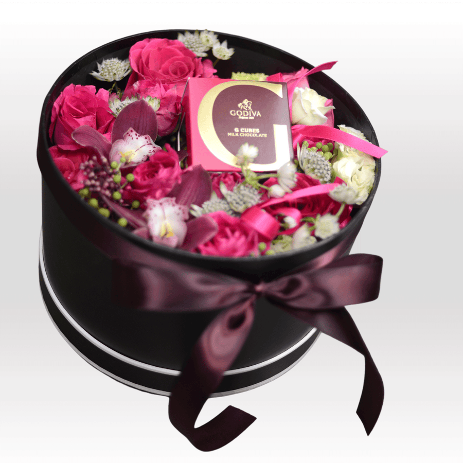 GORGEOUS FLOWER GIFT SET HAMPER｜Rose｜Cymbidium｜Seasonal Foliage｜Godiva Chocolate G Cube Truffles｜華麗鮮花禮盒｜玫瑰花｜蕙蘭｜時令伴草｜Godiva