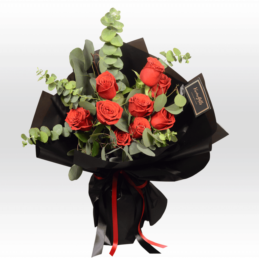 A bouquet of ROSE WHISPERER (VWOWGIFTS) with greenery and eucalyptus.